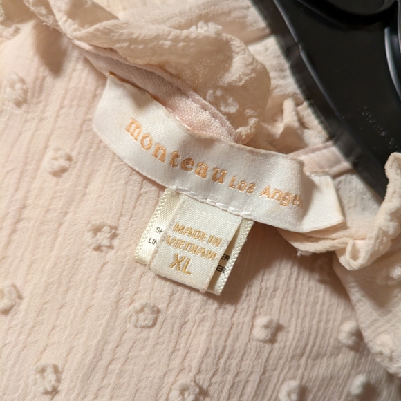 Monteau Ruffle Top - Picture 3 of 3